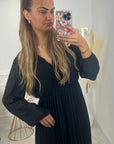 ROBE ESMERALDA- NOIRE