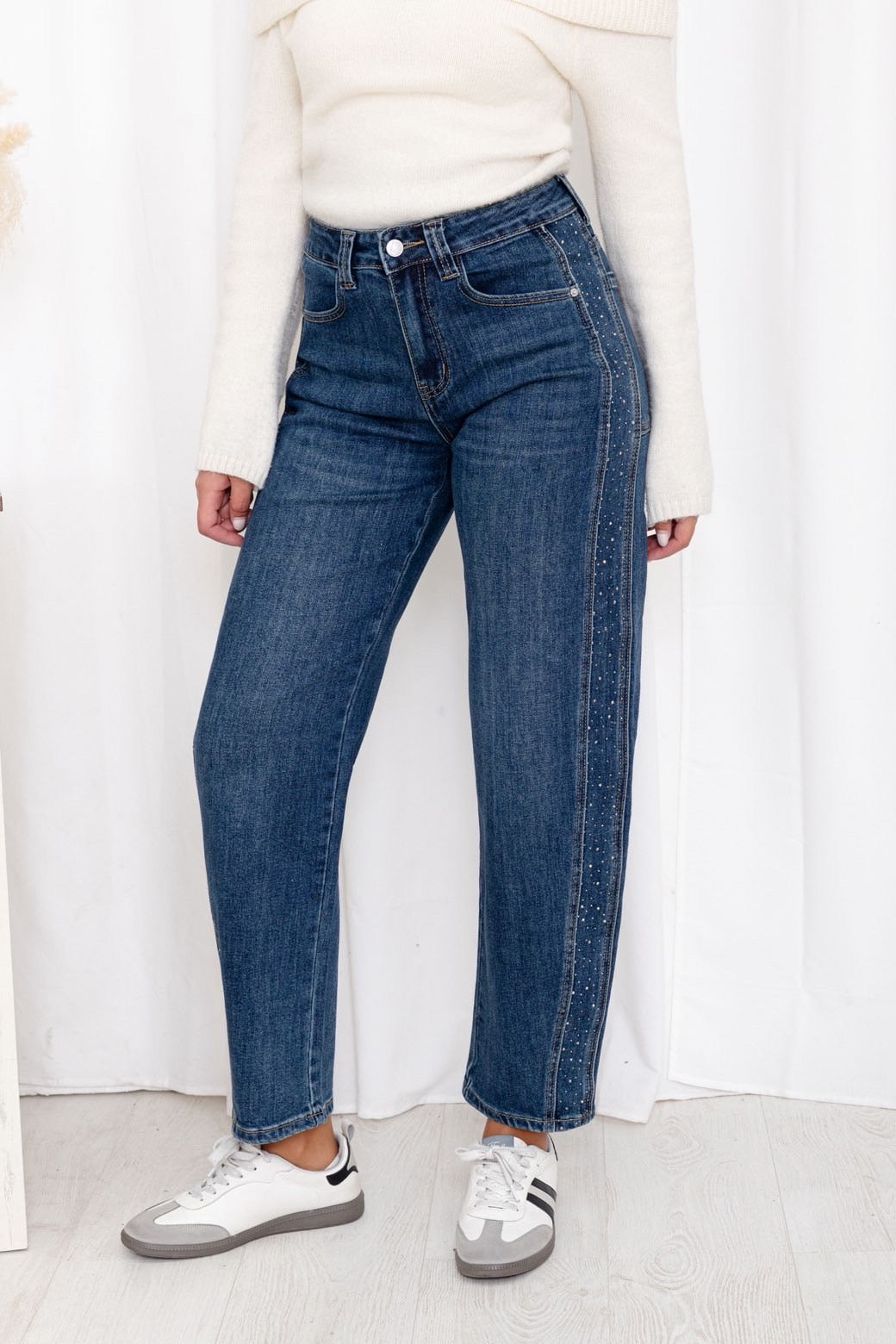 JEAN MONICA